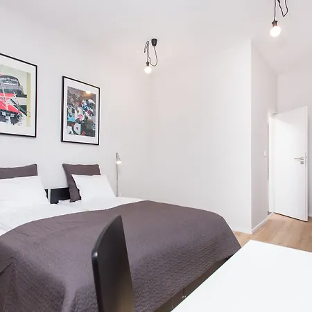 Krakow B&B דירה *